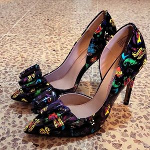 Size 8 Betsey Johnson Heels